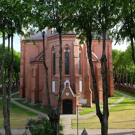 Miskas アパート パランガ