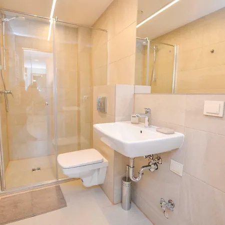 Miskas アパート *